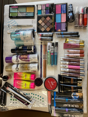 Wet And Wild Box Mix 300Pc